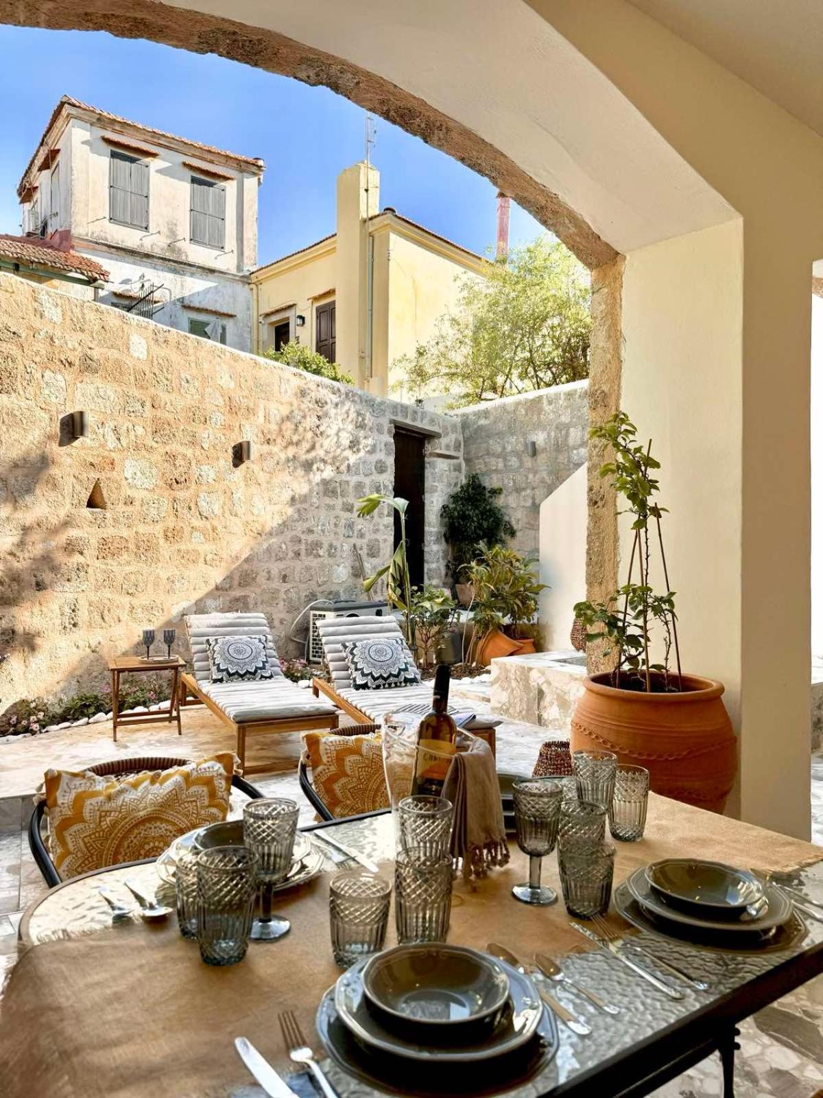 Vetus Vicinato Luxury Homes Rhodes City Exterior foto